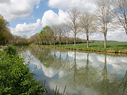 canal de borgona pouilly en auxois