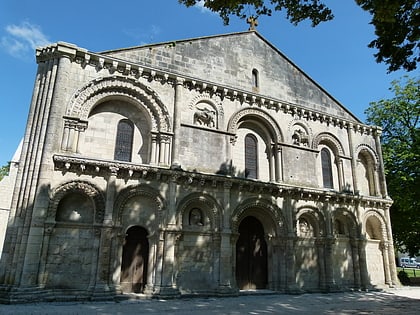 Église Notre-Dame de Surgères