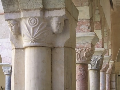abadia de sant genis de fontanes saint genis des fontaines