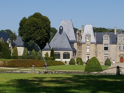 Château de la Roche-Pichemer