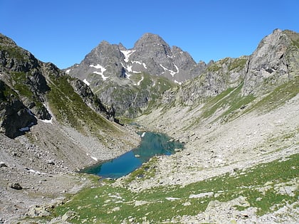 lacs de batboucou park narodowy pirenejow