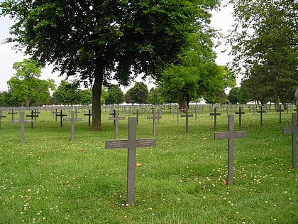 Cmentarz wojenny w Neuville-Saint-Vaast