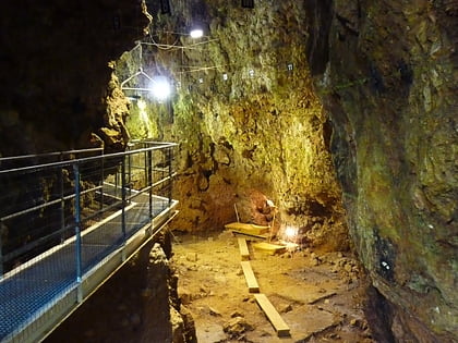 Jaskinia Lazaret