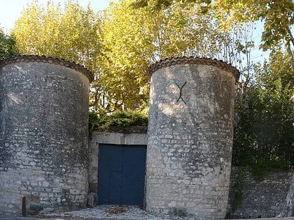 chateau de saint chaptes