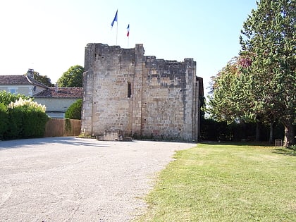 Donjon de Montignac-Charente