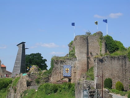 chateau de tiffauges