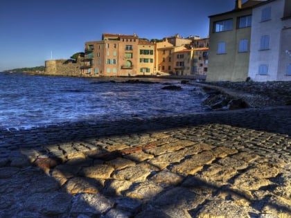 tour du portalet saint tropez