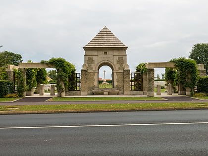 cimetiere militaire britannique de douvres la delivrande