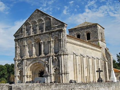 Église Saint-Pierre de Petit-Palais-et-Cornemps