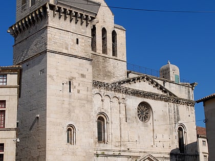 catedral basilica de nuestra senora y san castor nimes
