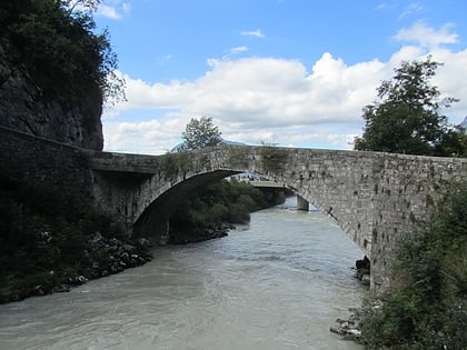 pont vieux cluses