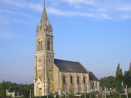 Église Saint-Aubin de Fontenay-le-Pesnel