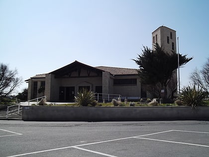 eglise notre dame et saint nicolas de la cotiniere ile doleron