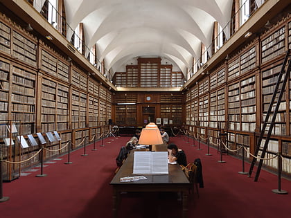 stadtbibliothek ajaccio