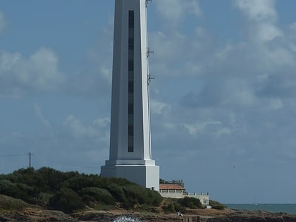 larmendeche lighthouse