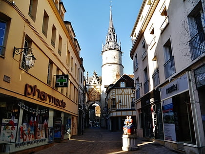 clock tower auxerre