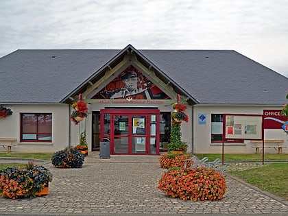 mediatheque per jakez helias landerneau