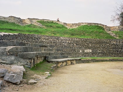 theatre gallo romain dalba la romaine