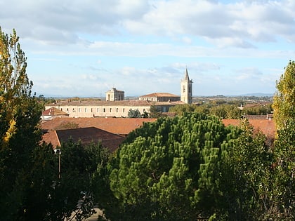 abbatiale saint thibery