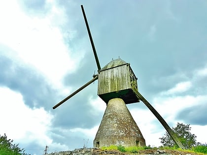 moulin a vent de la tranchee montsoreau
