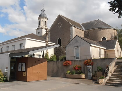 le mesnil en vallee