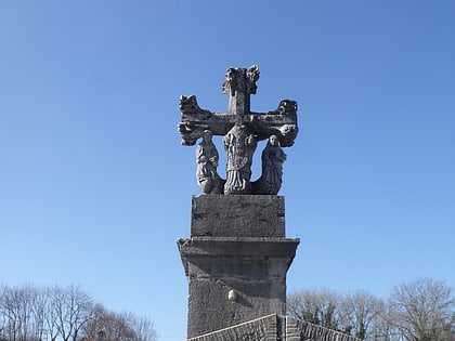 croix du bas du village