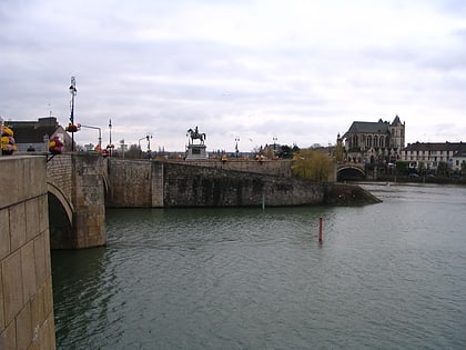 montereau fault yonne