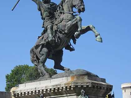 statue de guillaume le conquerant falaise