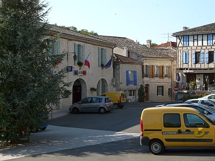 montaigu de quercy