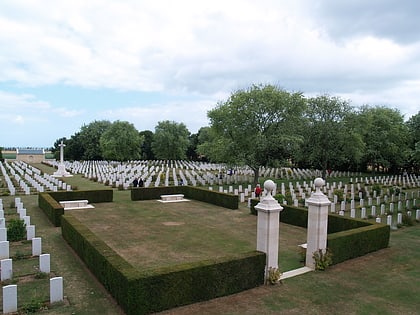 beny sur mer canadian war cemetery reviers