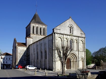 eglise saint denis de montmoreau saint cybard