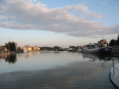 Canal lateral al Loira