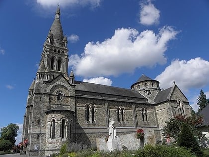 Église Saint-Étienne de Val-d'Izé