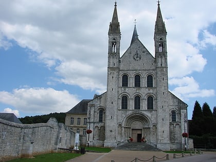 abbey of saint georges saint martin de boscherville