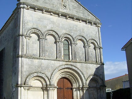 Église Saint-Pierre-ès-Liens de Médis
