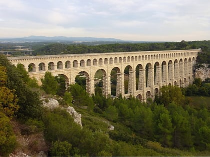roquefavour aqueduct aix en provence