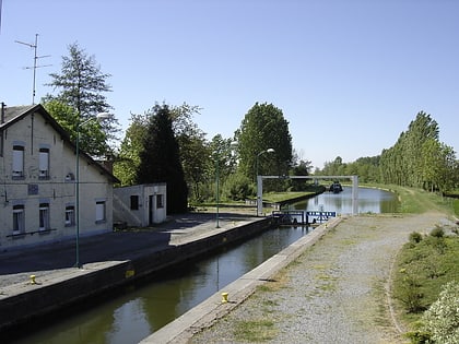 canal de la sambre a loise landrecies