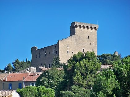castle of chateauneuf du pape