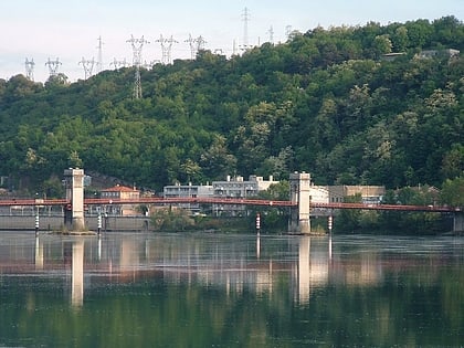 Chasse-sur-Rhône