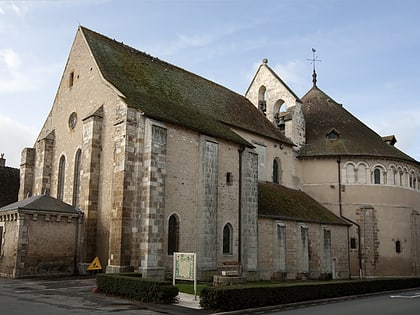 basilique saint etienne de neuvy saint sepulchre