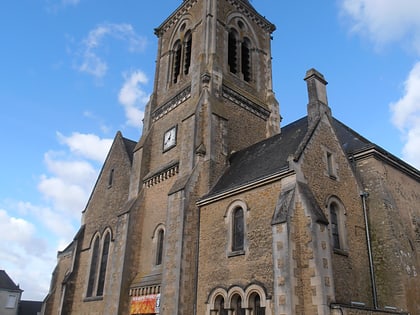 Église Saint-Pierre de Précigné