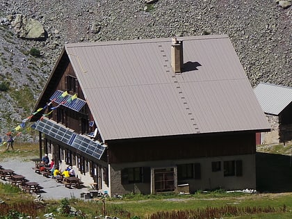 Refuge de l'Alpe de Villar-d'Arêne 2079