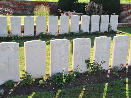 Bapaume Communal Cemetery