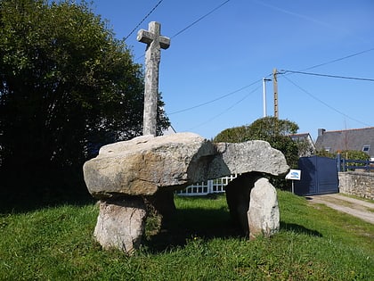 Dolmen de Cruz-Menquen