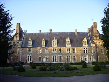 Château de Saint-Amand-en-Puisaye