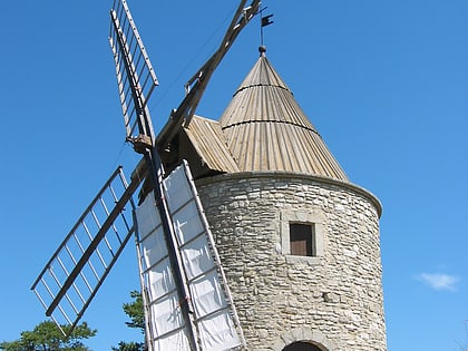 moulin a vent saint elzear de montfuron