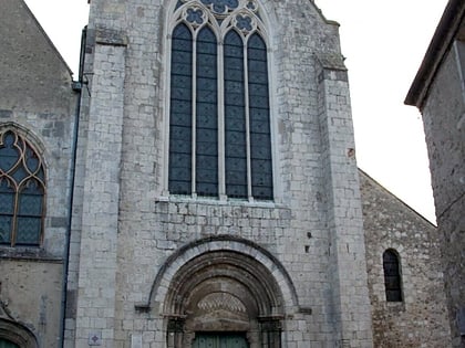 Église Saint-Nicolas de Saint-Arnoult-en-Yvelines
