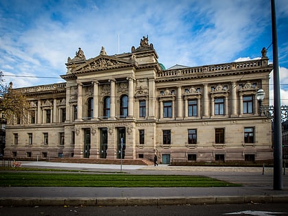 Bibliothèque nationale et universitaire