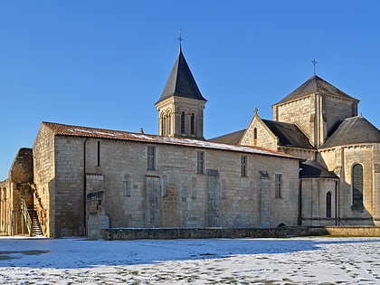 abbaye saint vincent de nieul sur lautise