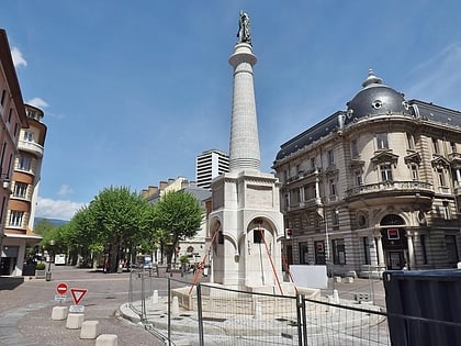 fontaine des elephants chambery